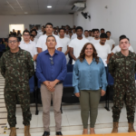 Mais de 60 jovens de Brasilândia prestam juramento à Bandeira em solenidade no Anfiteatro Ramez Tebet