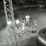 Vídeo: Mãe se ajoelha durante socorro de bombeiro à engasgo de bebê