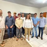 Prefeitura recebe apicultores e discute fortalecimento da produção de mel em Brasilândia.